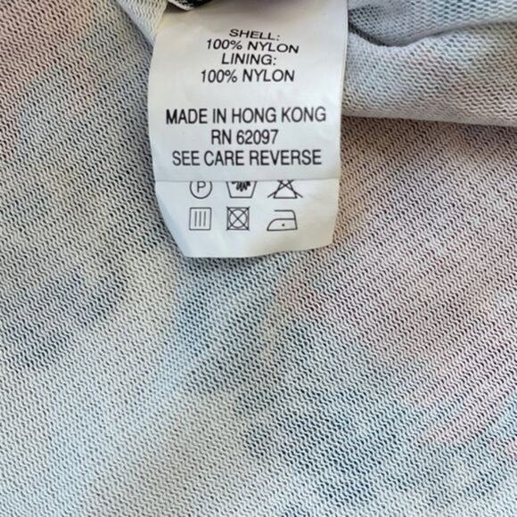 Vivienne Tam Chrysanthemum Top Faux Turtleneck Cream Red Floral Nylon Shirt Sz 6 - Picture 9 of 12